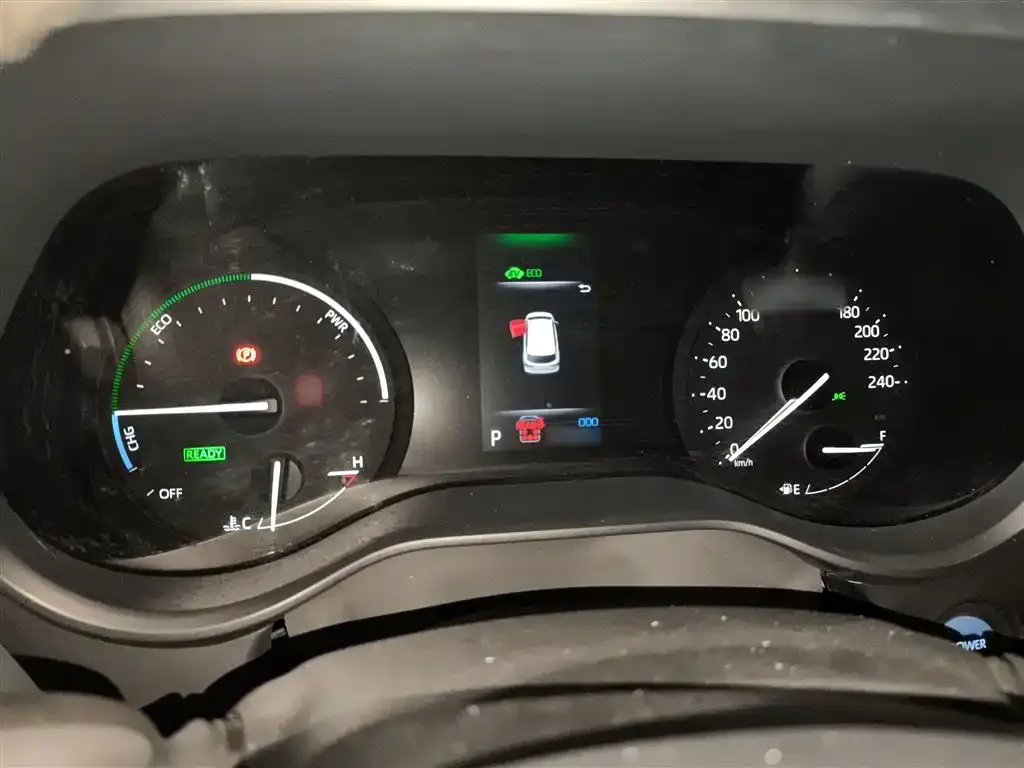 Toyota Granvia 2023 из CN, фото 6