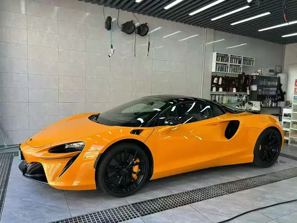 McLaren Artura
