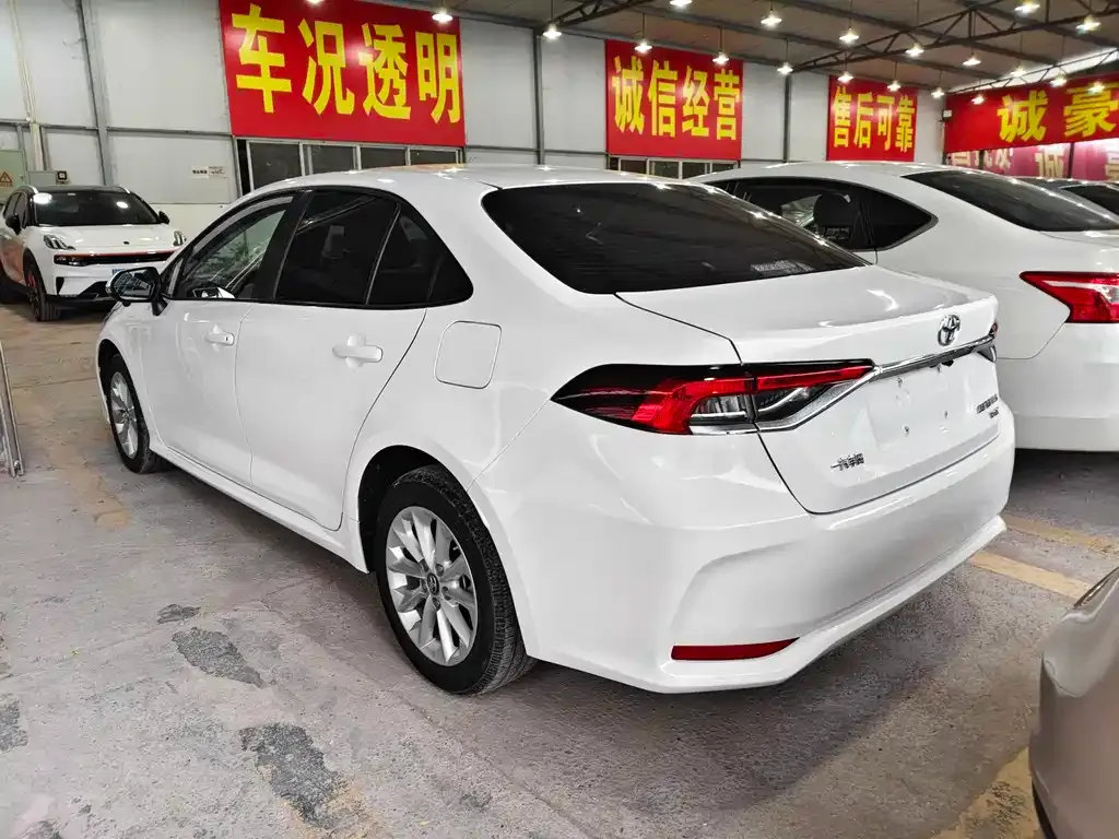 Toyota Corolla 2022 из CN, фото 8