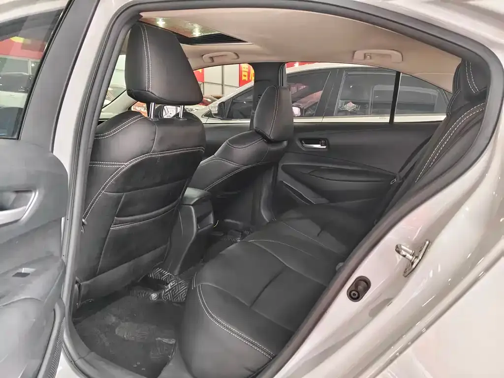 Toyota Corolla 2022 из CN, фото 9