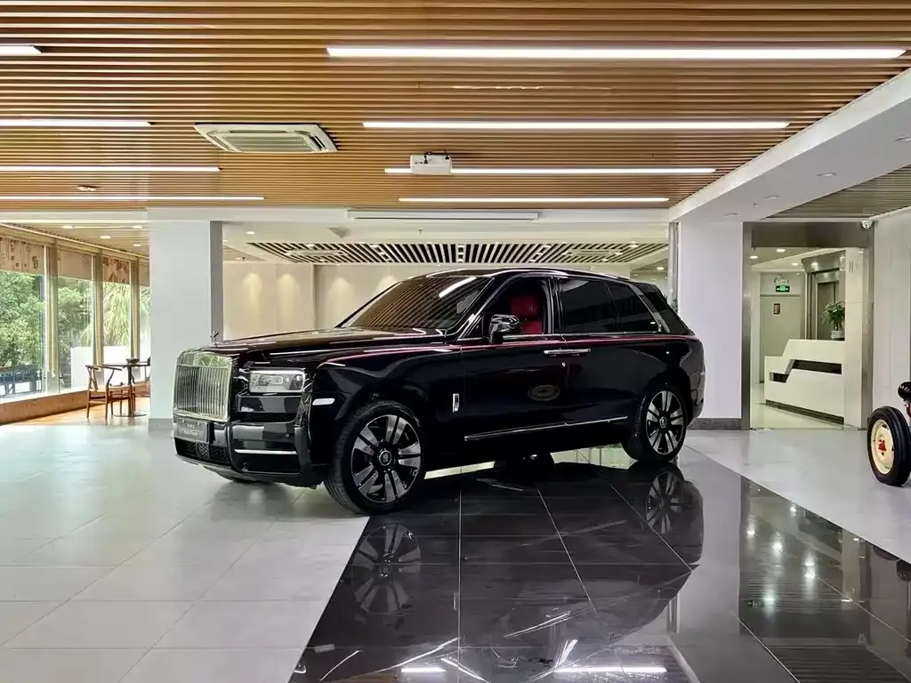 Rolls-Royce Cullinan 2021 из CN, фото 1