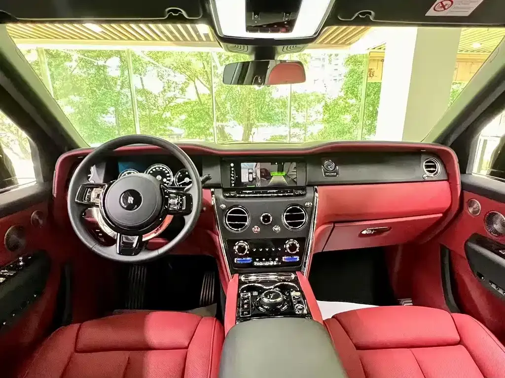 Rolls-Royce Cullinan 2021 из CN, фото 3