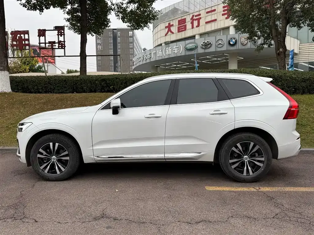 Volvo XC60 2024 из CN, фото 5