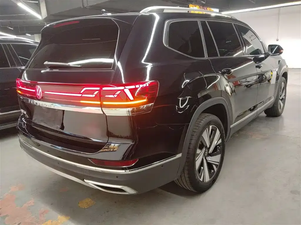 Volkswagen Teramont 2023 из CN, фото 7