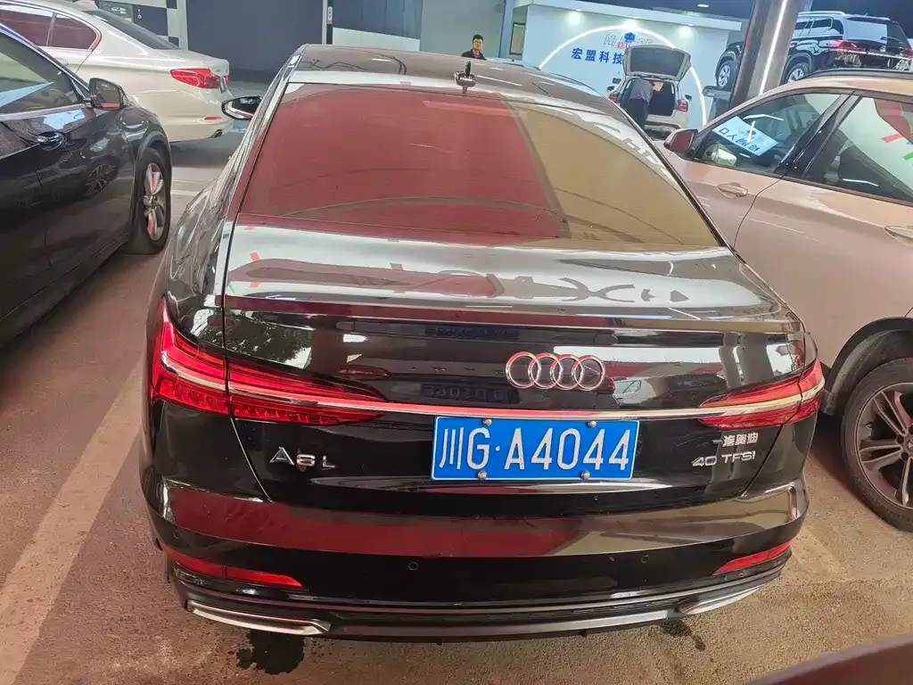 Audi A6L 2022 из CN, фото 6