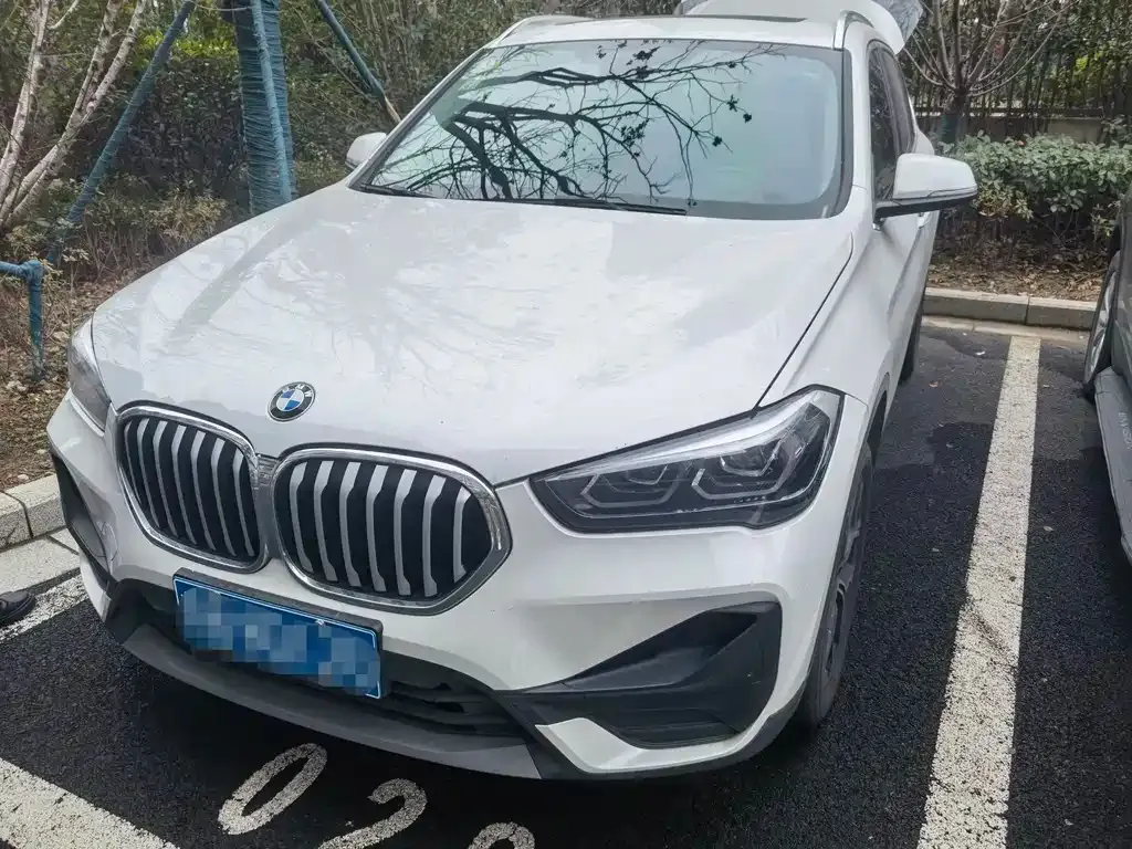 BMW X1 2021 из CN, фото 1