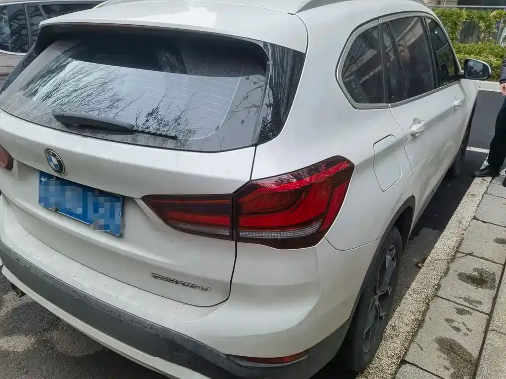BMW X1 2021 из CN, фото 9