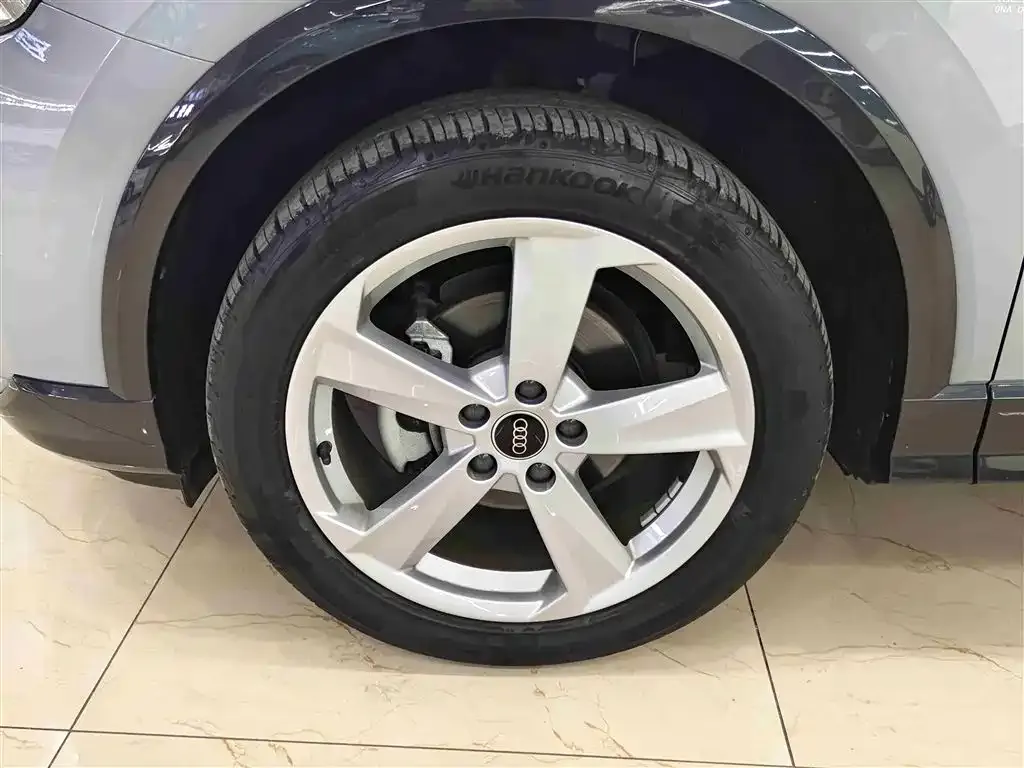 Audi Q2L 2023 из CN, фото 4