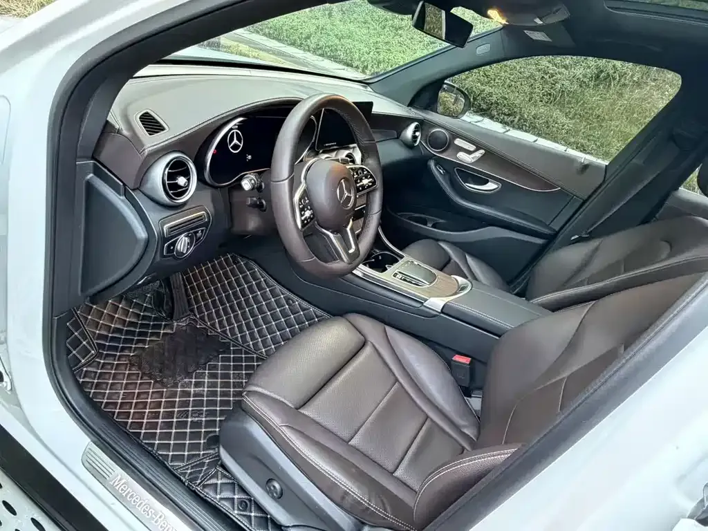 Mercedes-Benz GLC 2023 из CN, фото 8