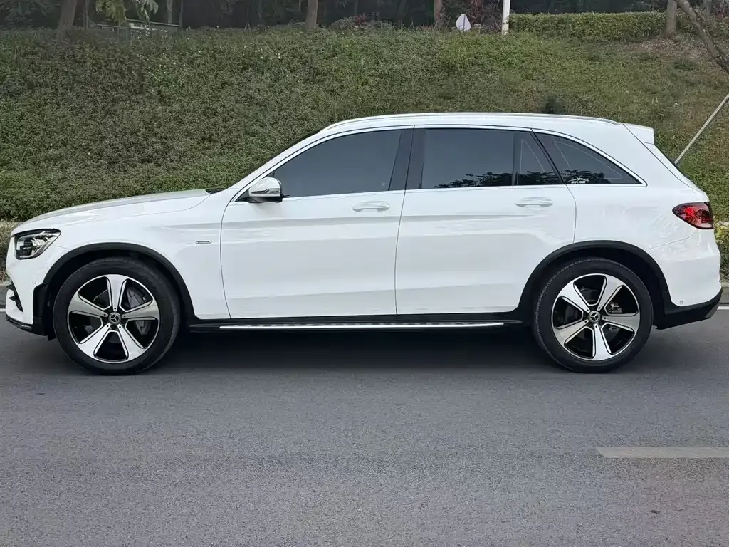 Mercedes-Benz GLC 2023 из CN, фото 9