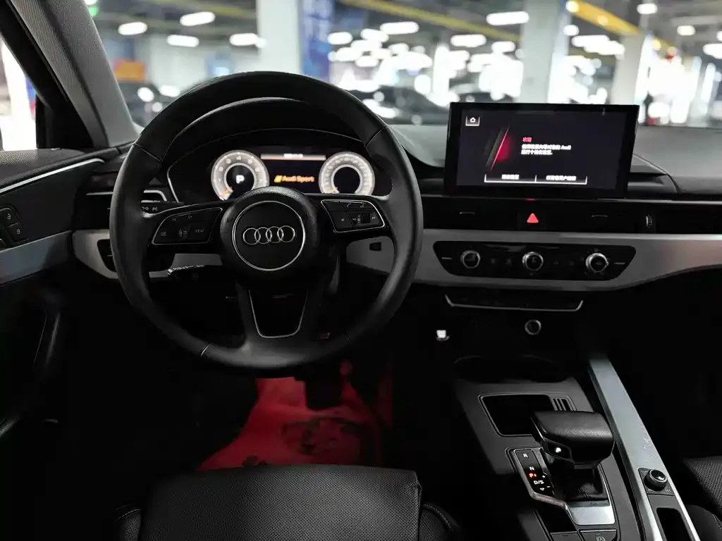 Audi A4L 2022 из CN, фото 2