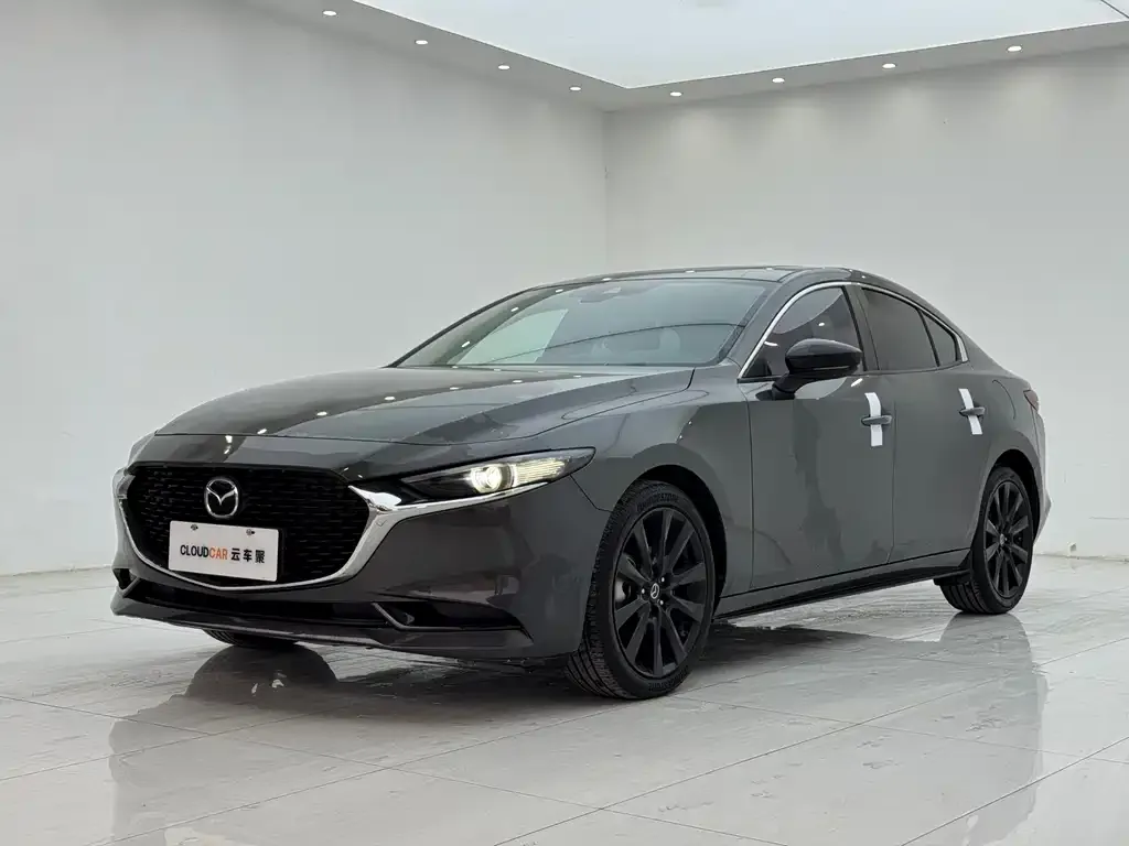 Mazda 3 Axela 2023 из CN, фото 1