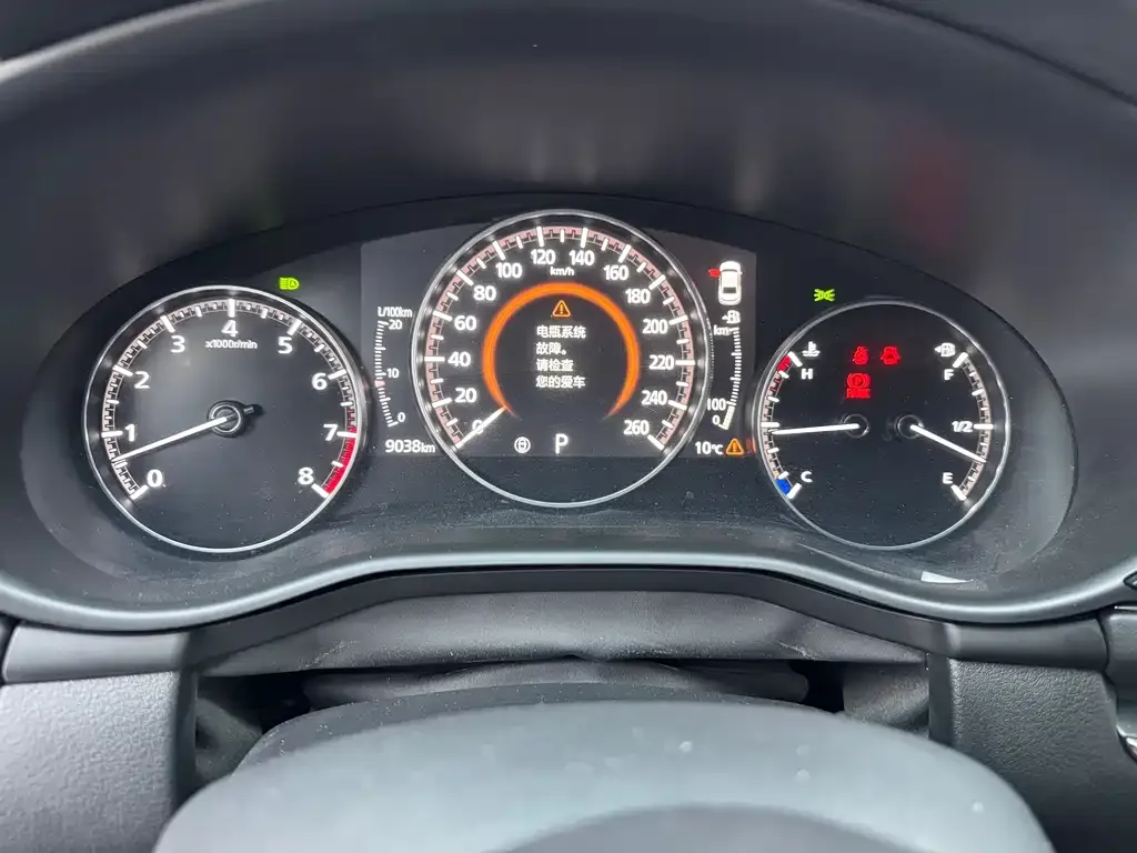 Mazda 3 Axela 2023 из CN, фото 8