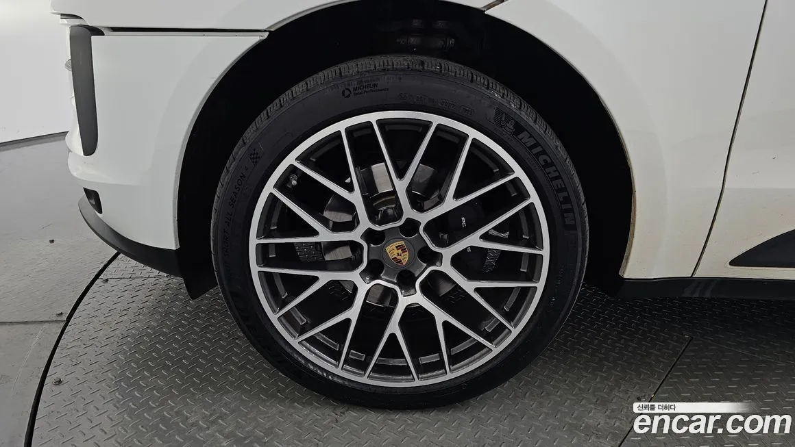 Porsche Macan 2021 из KR, фото 3