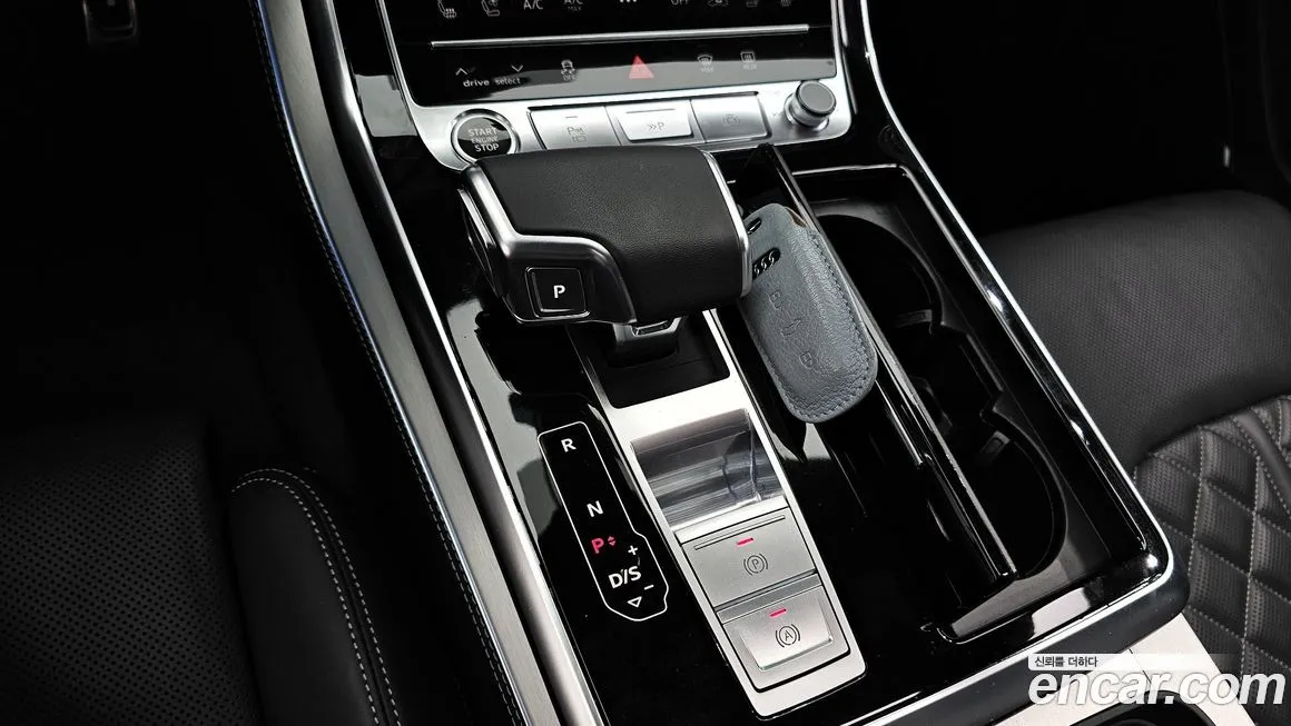 Audi Q7 2022 из KR, фото 9