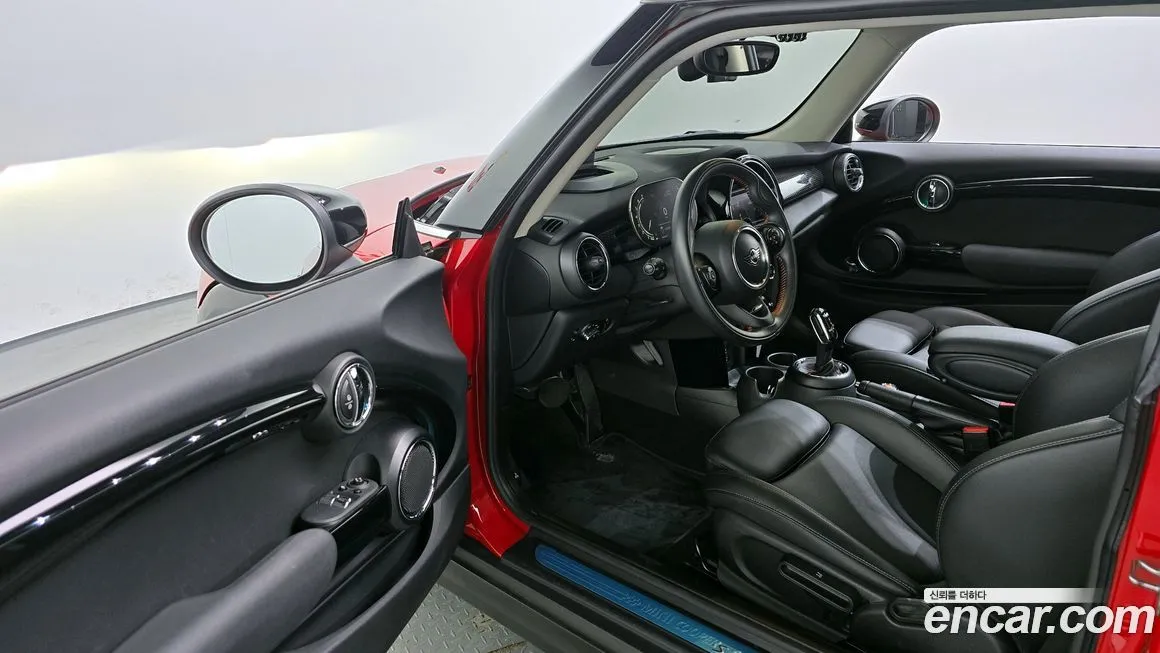 Mini Cooper 2021 из KR, фото 10
