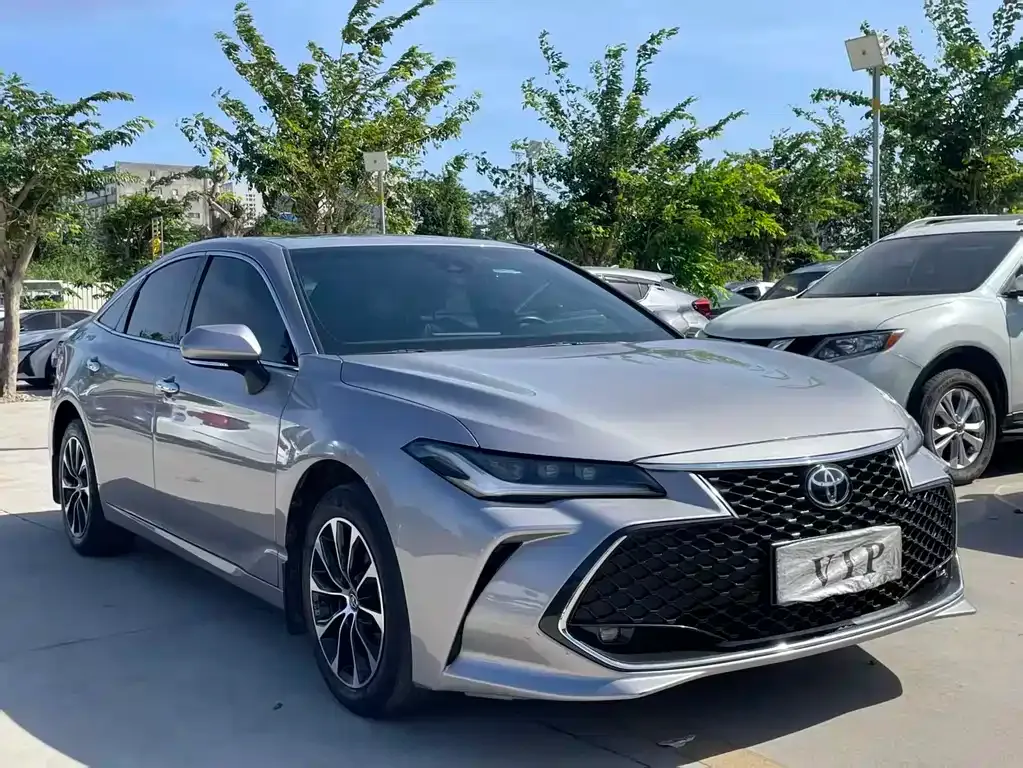 Toyota Avalon 2023 из CN, фото 9