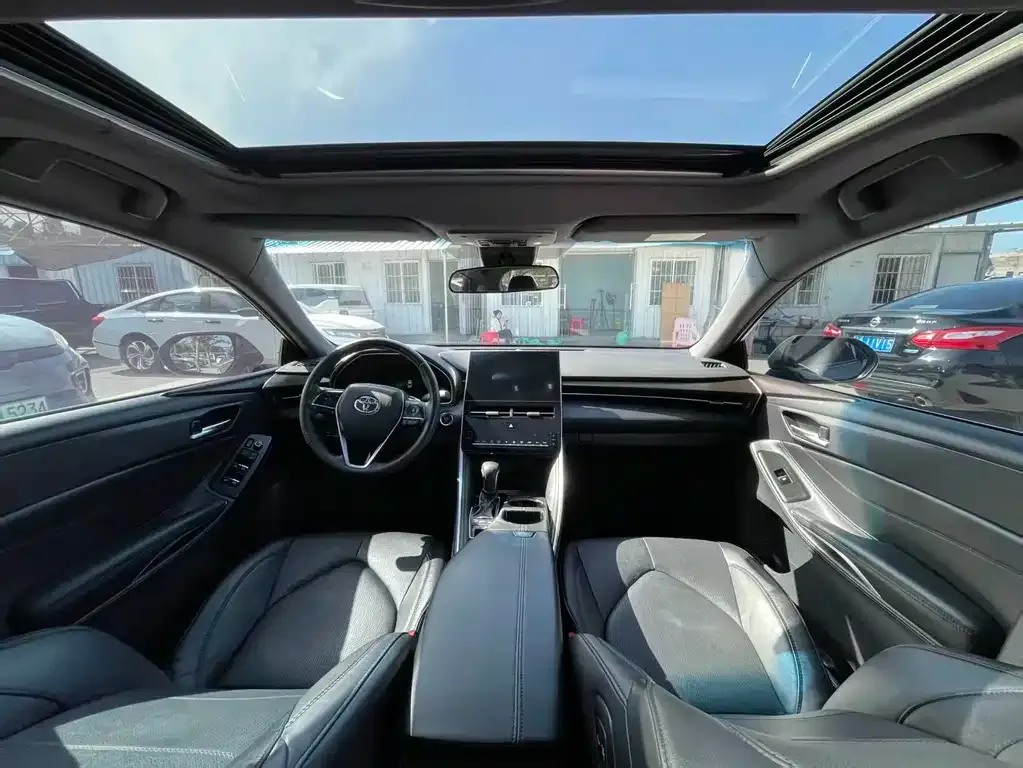 Toyota Avalon 2023 из CN, фото 8