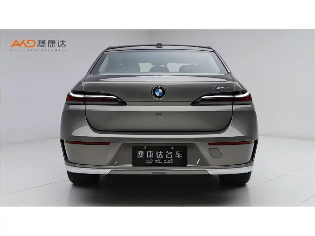 BMW 7 Series 2024 из CN, фото 9