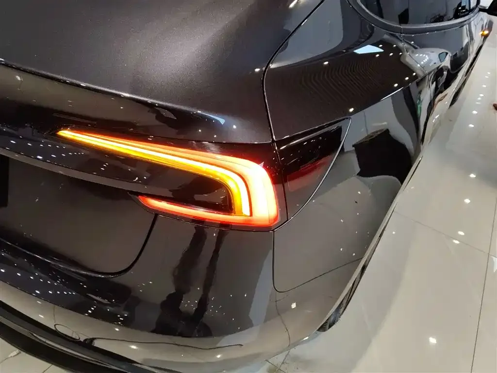 Tesla Model 3 2024 из CN, фото 8