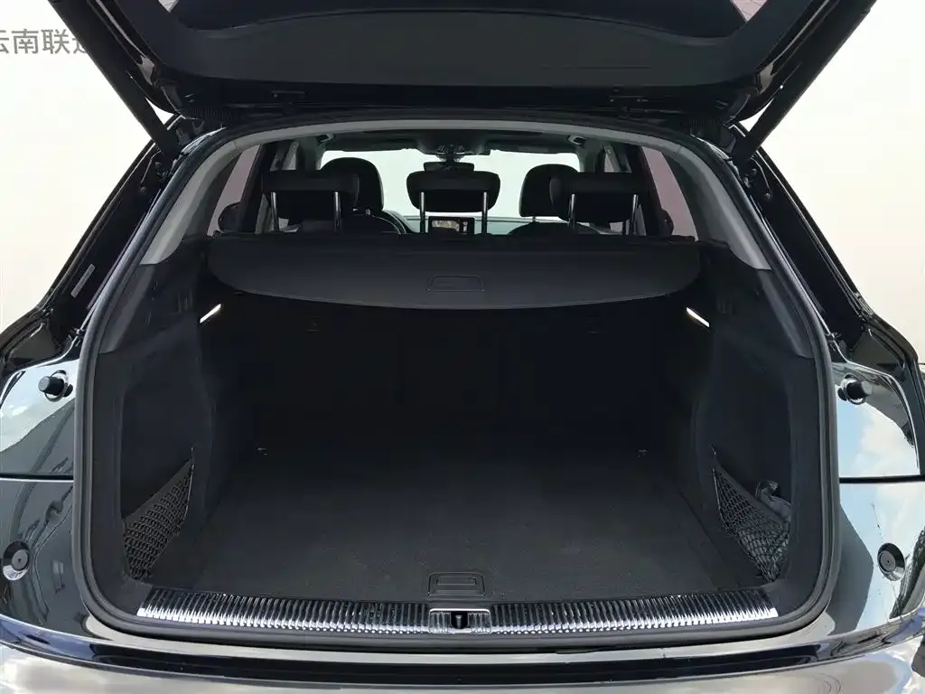 Audi Q5L 2021 из CN, фото 3