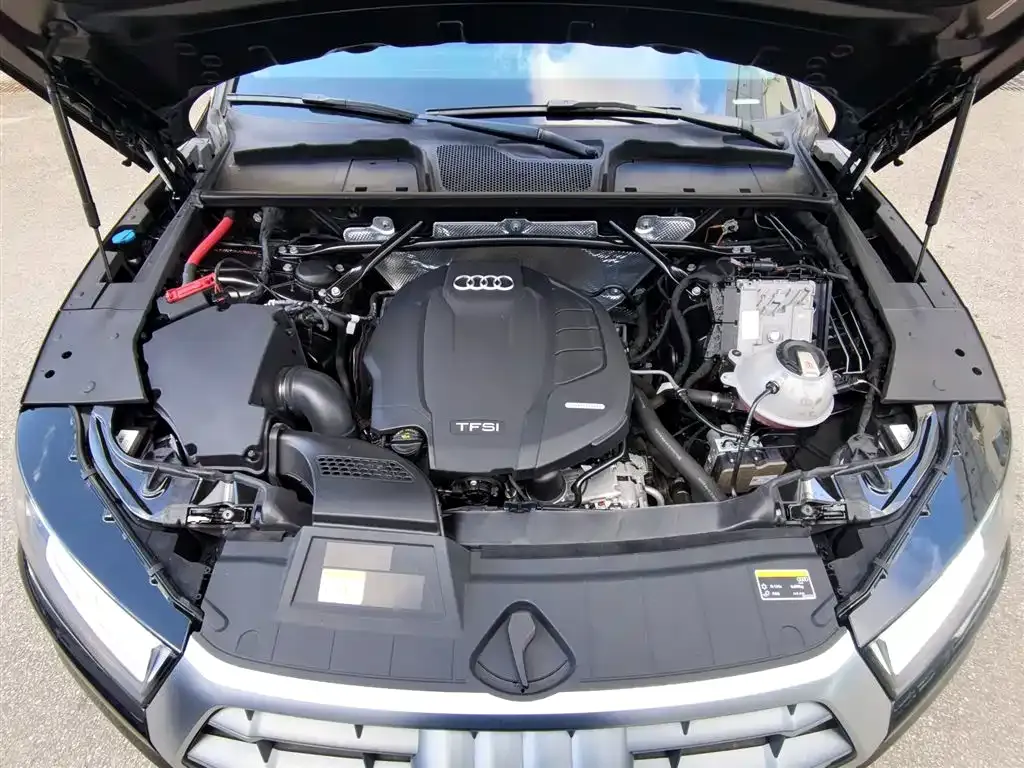Audi Q5L 2021 из CN, фото 7