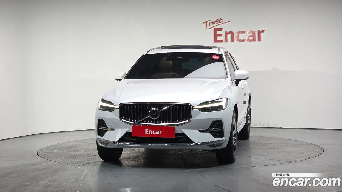 Volvo XC60 — фото 4