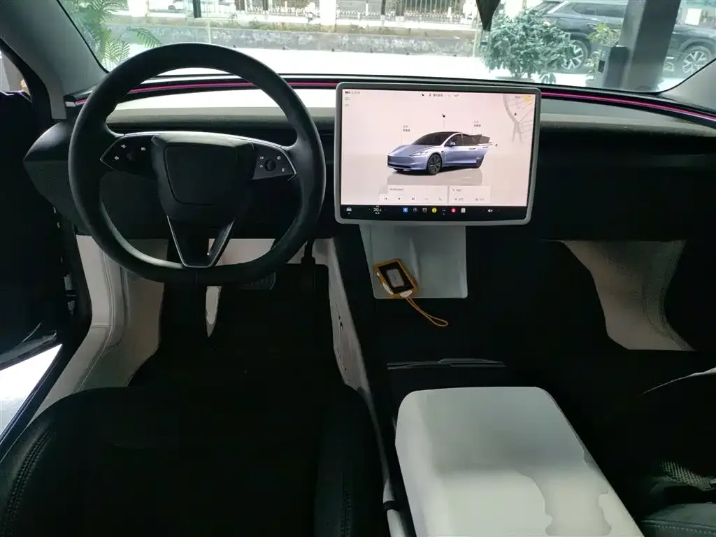 Tesla Model 3 2024 из CN, фото 10
