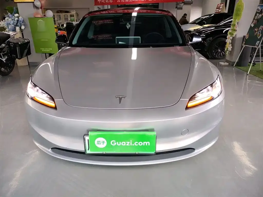 Tesla Model 3 2024 из CN, фото 3