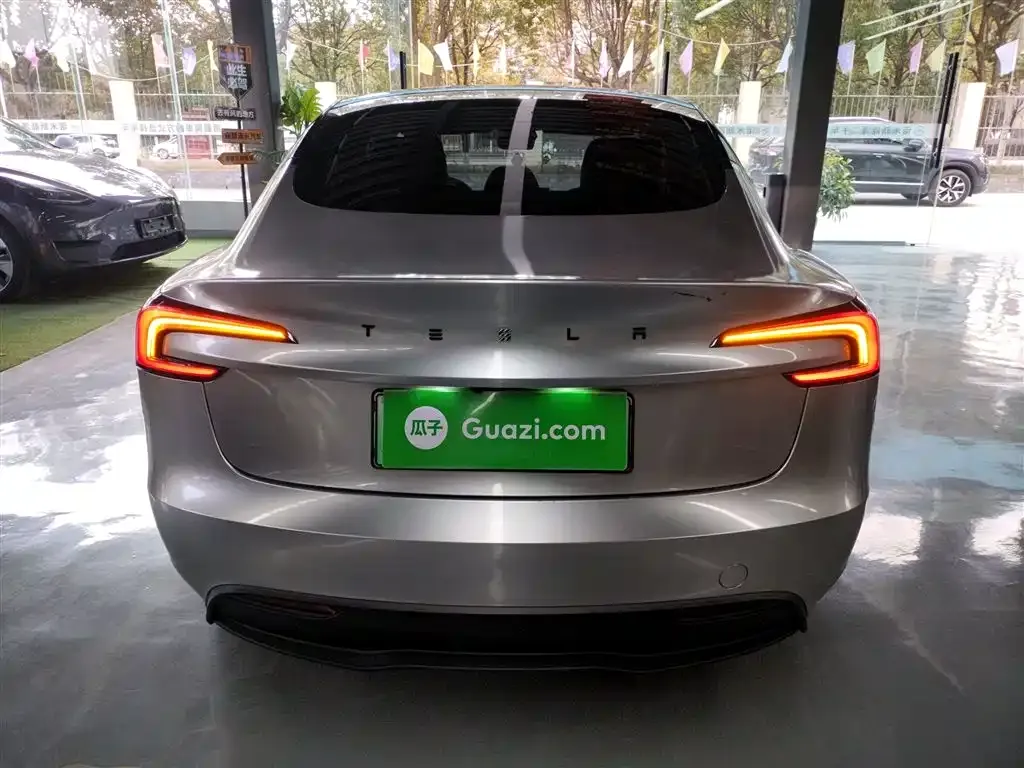 Tesla Model 3 2024 из CN, фото 2