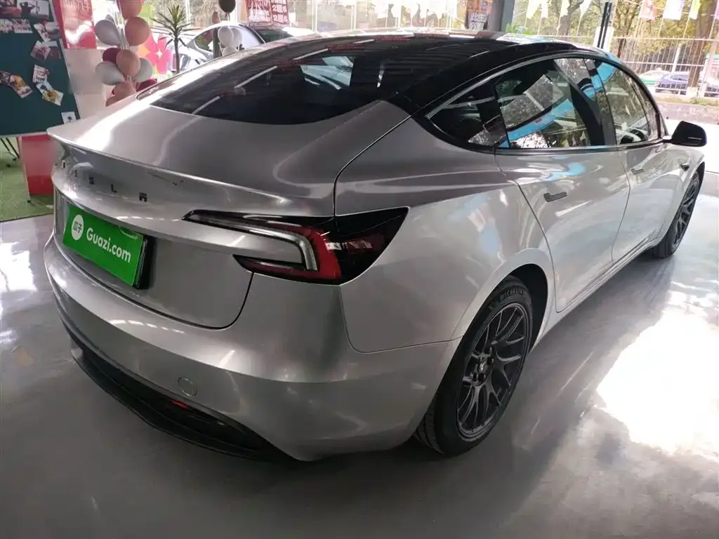 Tesla Model 3 2024 из CN, фото 7