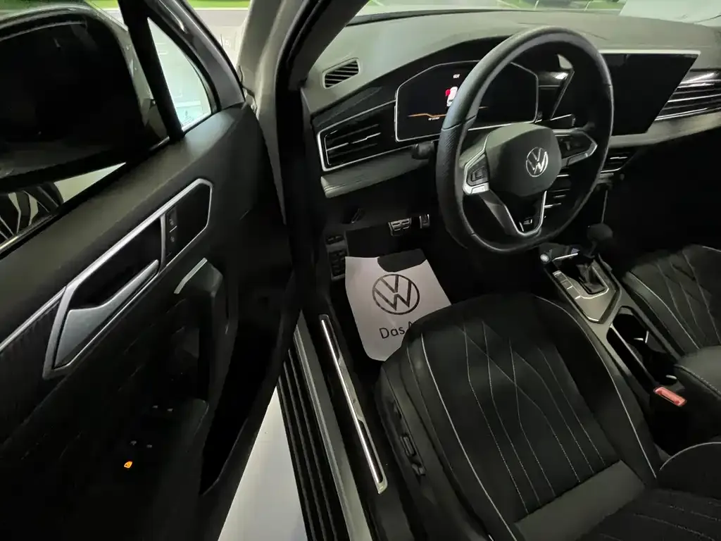 Volkswagen Tiguan L 2023 из CN, фото 6