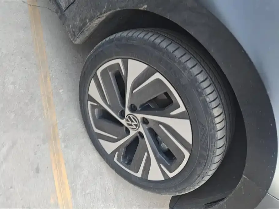 Volkswagen Bora 2023 из CN, фото 5