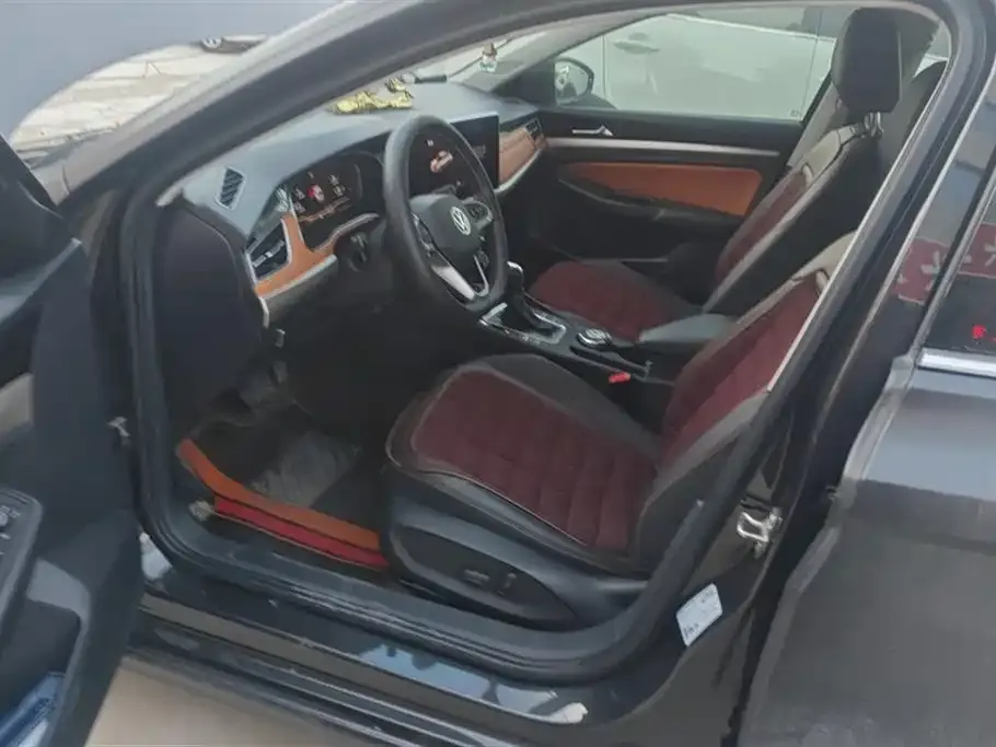 Volkswagen Bora 2023 из CN, фото 8
