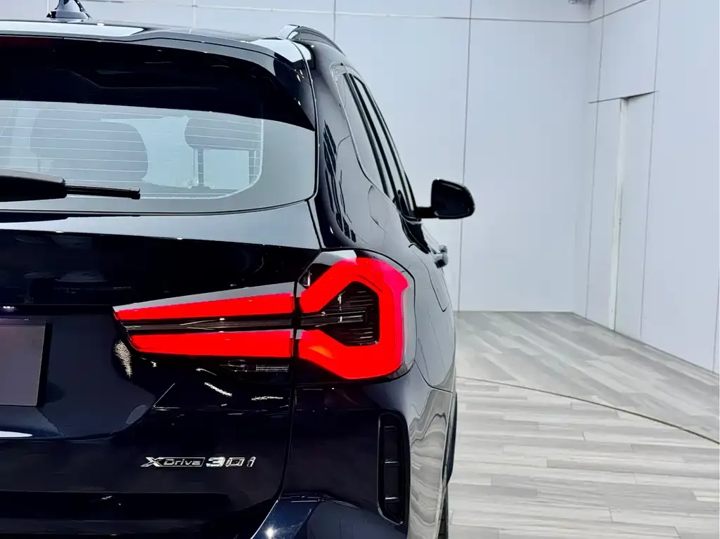 BMW X3 2024 из CN, фото 2