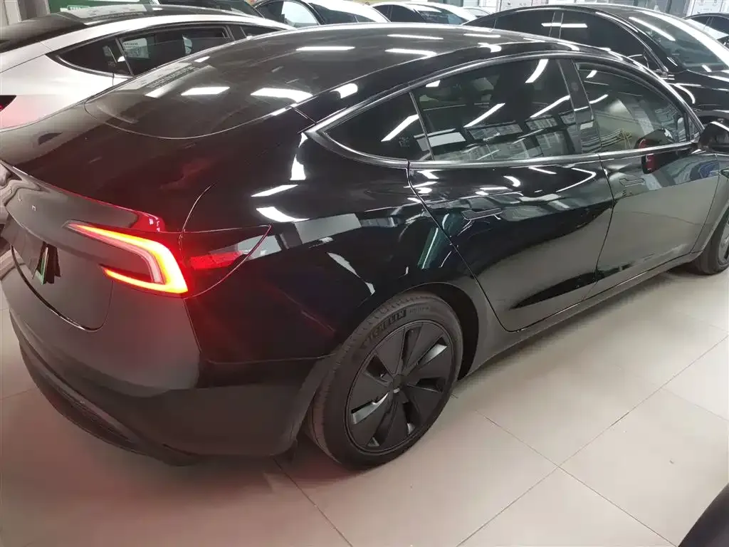 Tesla Model 3 2024 из CN, фото 3