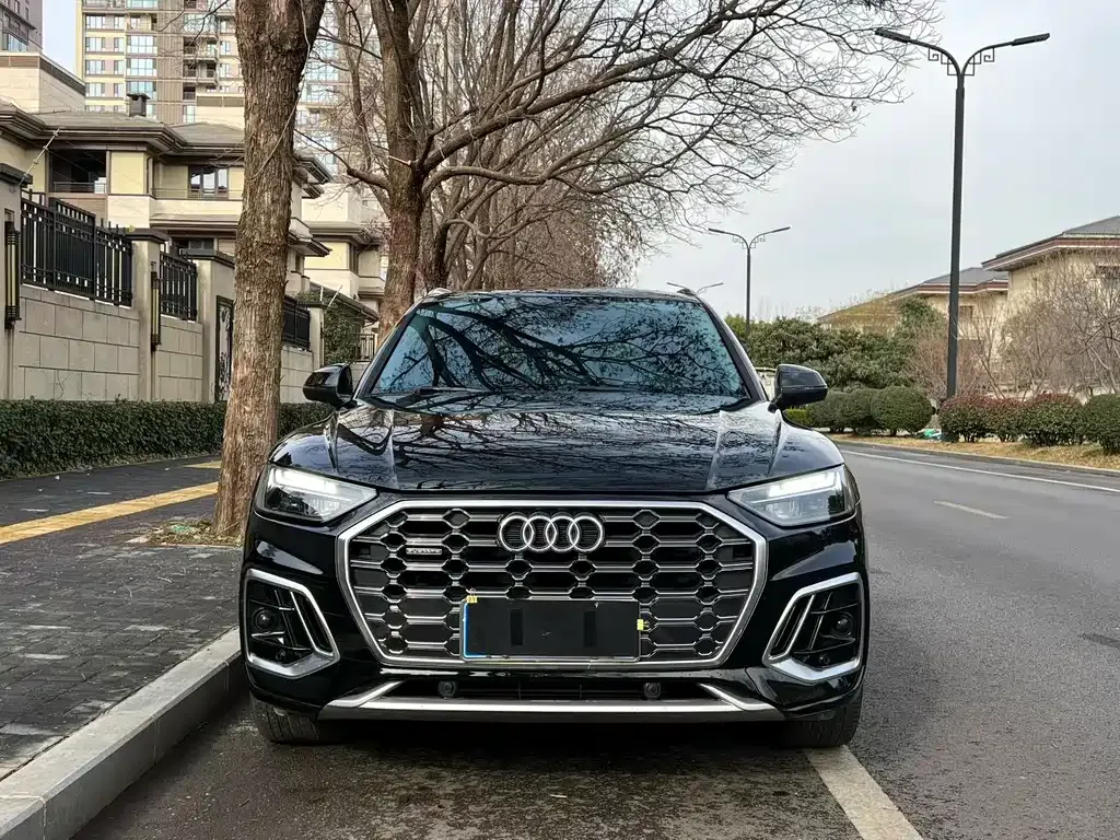 Audi Q5L 2022 из CN, фото 5