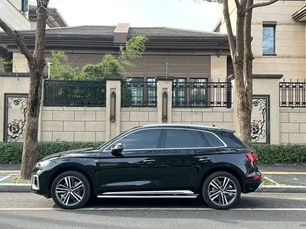 Audi Q5L 2022 из CN, фото 4
