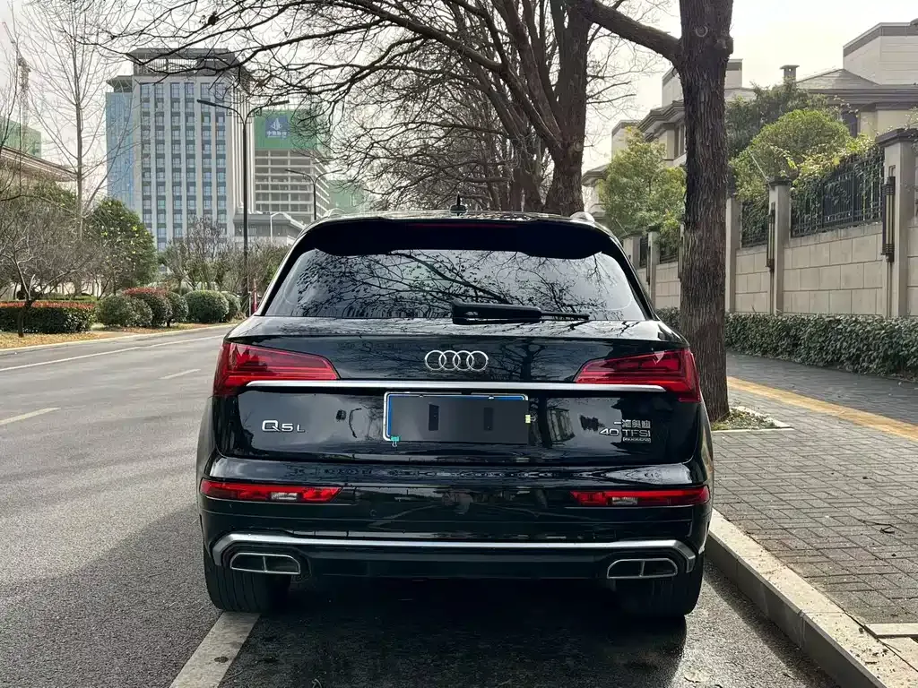 Audi Q5L 2022 из CN, фото 9