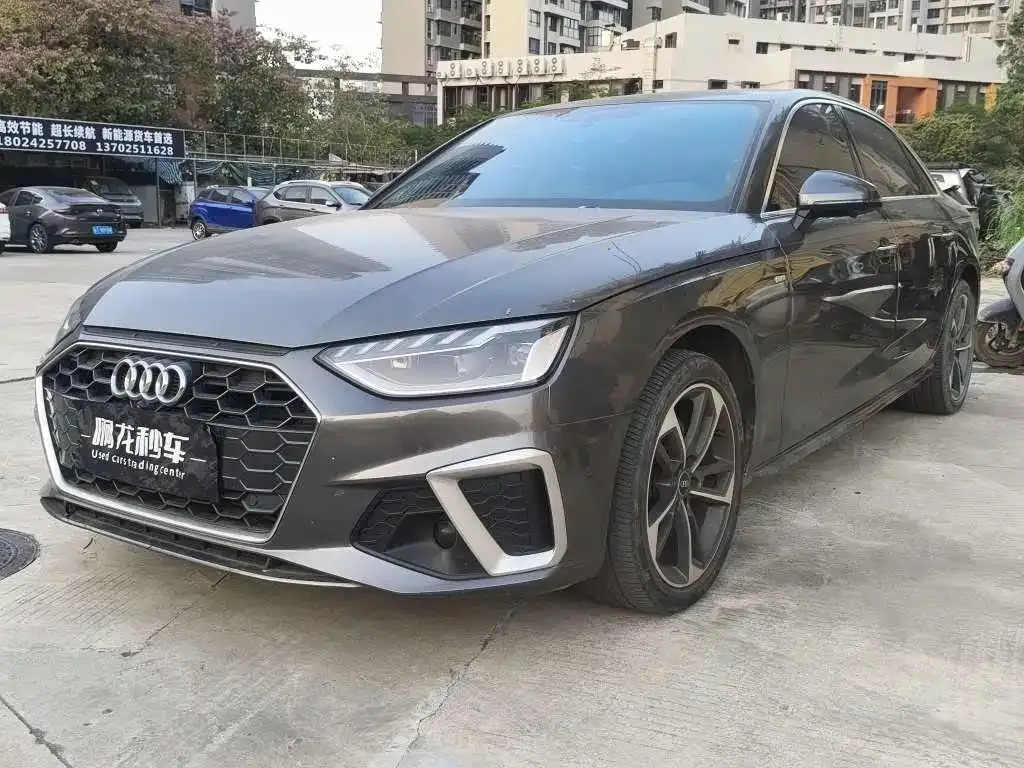 Audi A4L 2023 из CN, фото 1