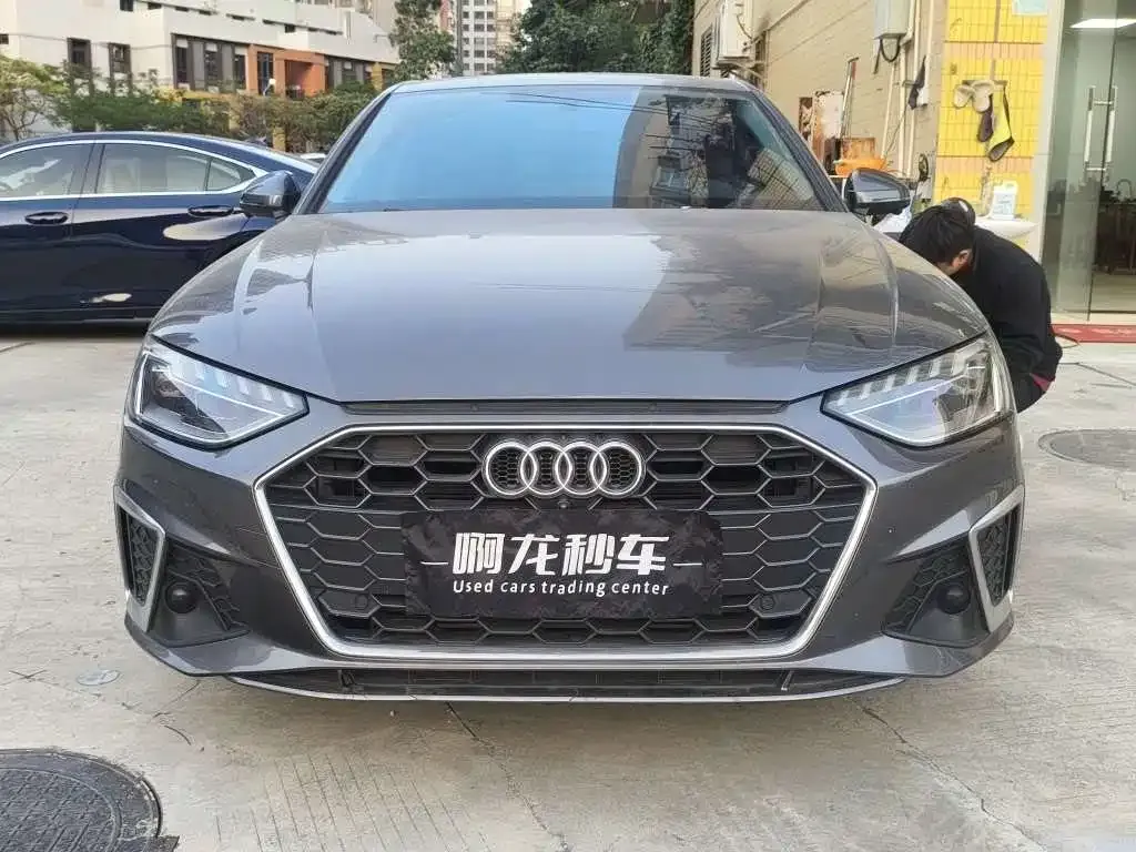 Audi A4L 2023 из CN, фото 5