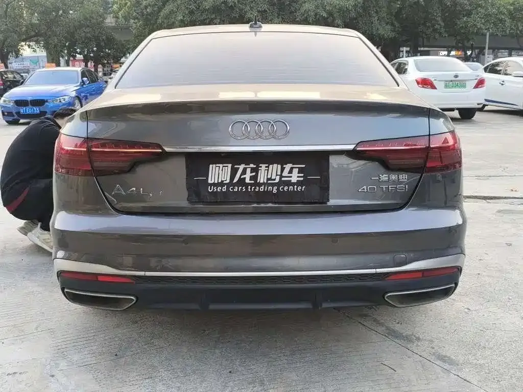 Audi A4L 2023 из CN, фото 9