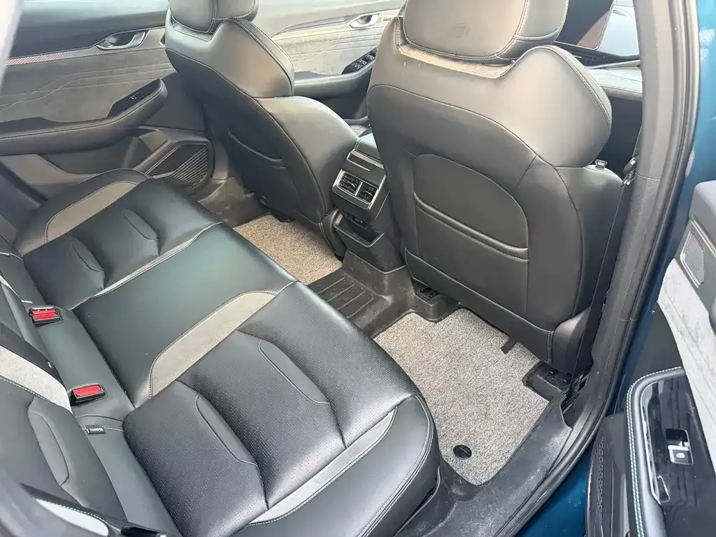 Geely Xingrui 2023 из CN, фото 2