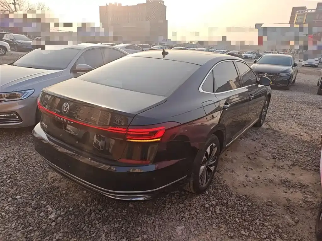 Volkswagen Passat 2023 из CN, фото 3