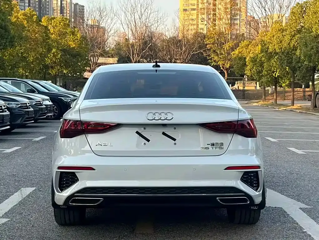 Audi A3 2024 из CN, фото 4