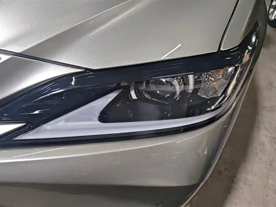 Lexus ES 2023 из CN, фото 7