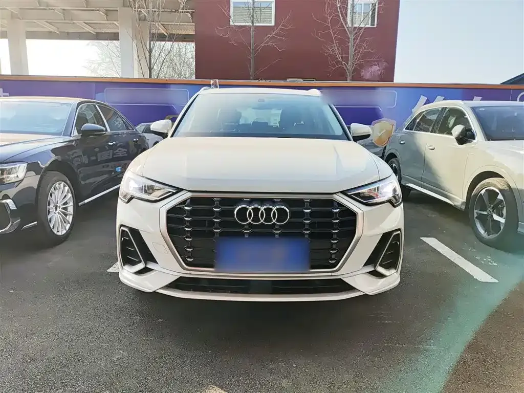 Audi Q3 2023 из CN, фото 6