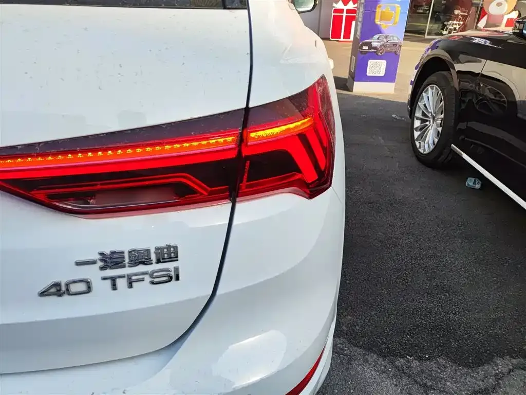 Audi Q3 2023 из CN, фото 10
