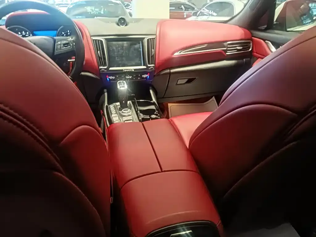 Maserati Levante 2021 из CN, фото 3