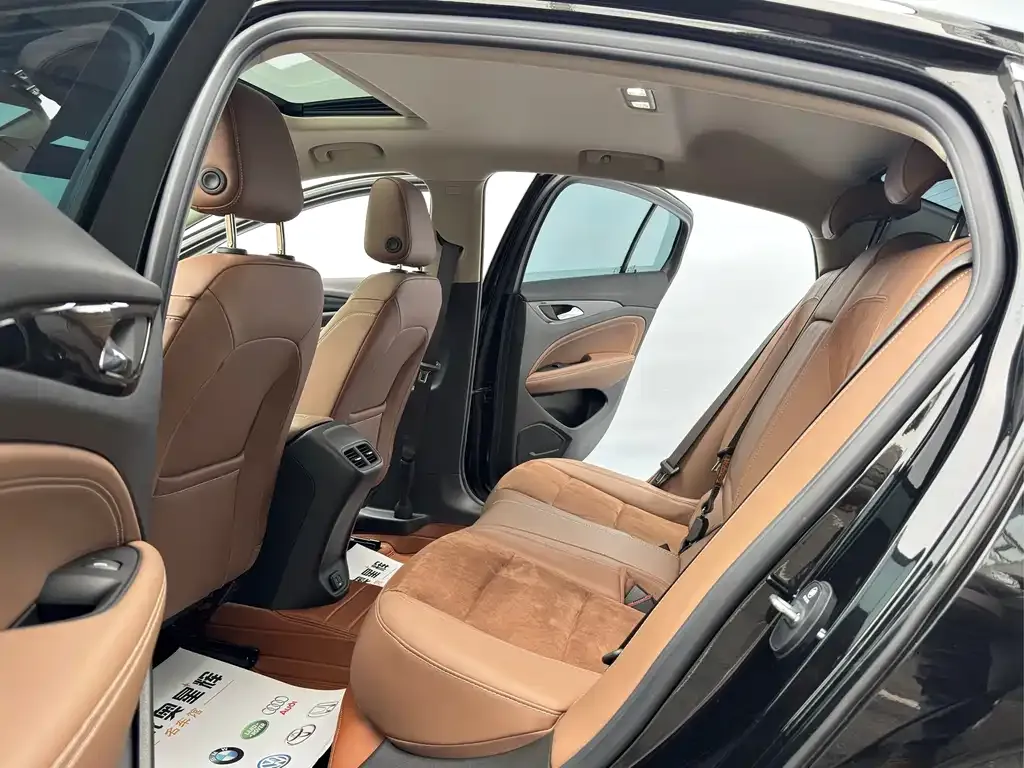 Buick Regal — фото 10